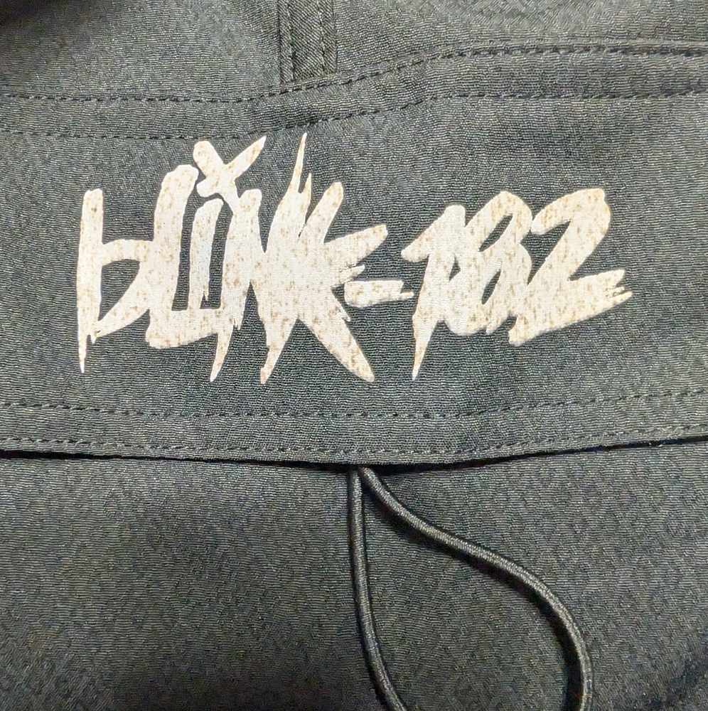 Blink 182 Board Shorts - Picture 3 of 5